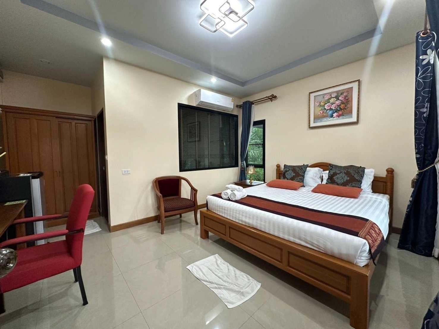 Capital O 75518 Baan Rose Resort Ao Luk Luaran gambar