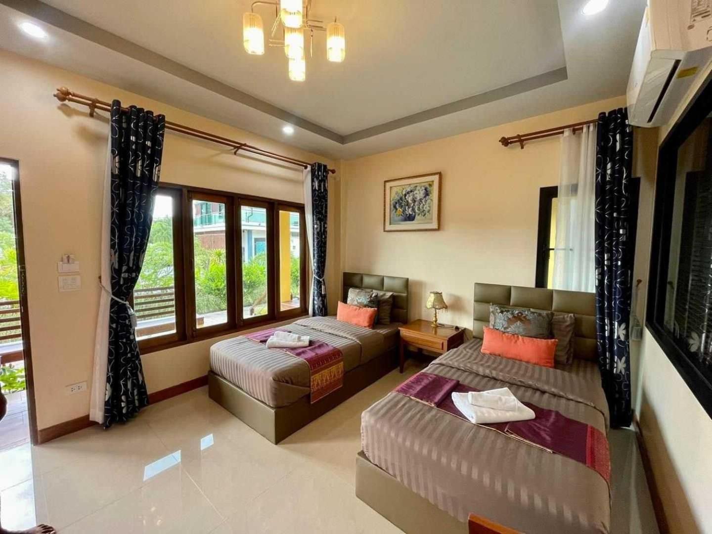 Capital O 75518 Baan Rose Resort Ao Luk Luaran gambar